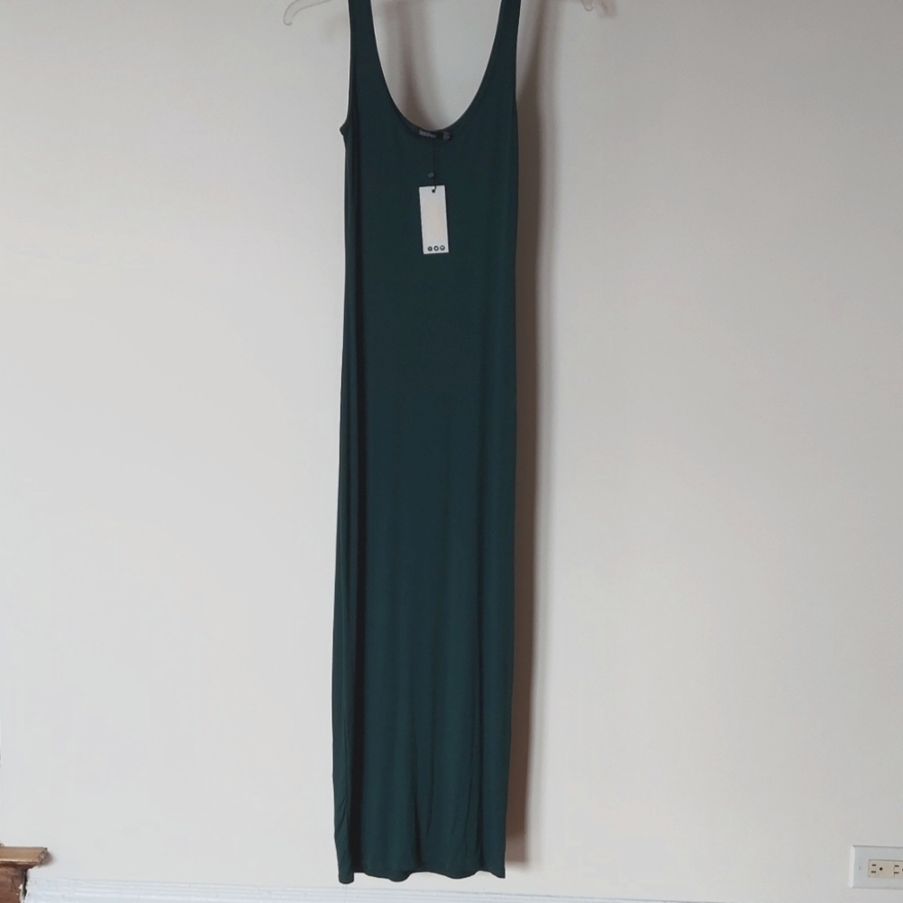 Boohoo Maxi Dress Size 4 NWT